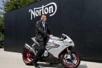 Norton UK ได้รับการสนับสนุนจาก APC พัฒนารถจักรยานยนต์ไฟฟ้า